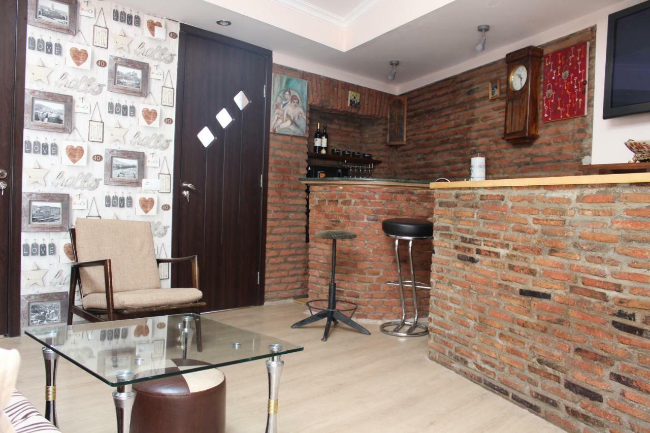 Lui Lui Tbilisi Exterior foto