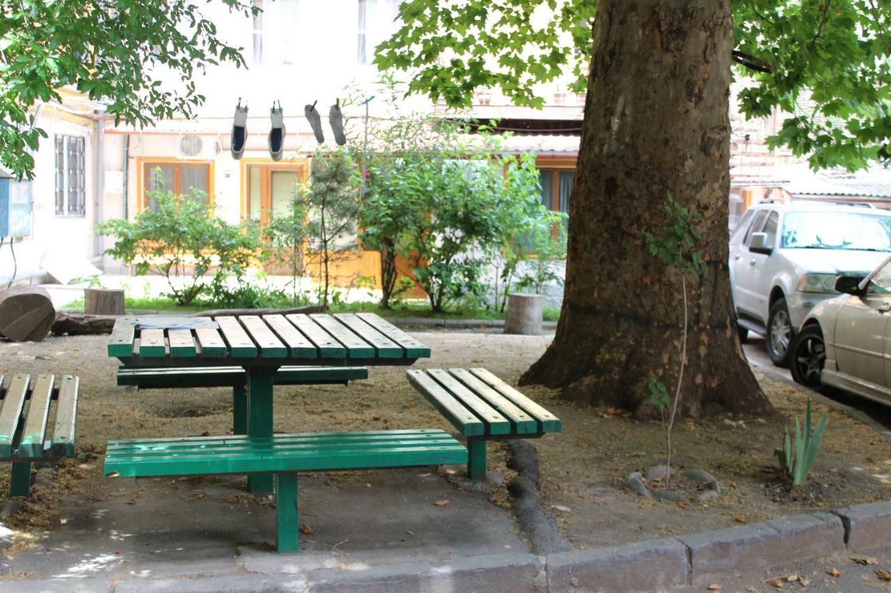 Lui Lui Tbilisi Exterior foto